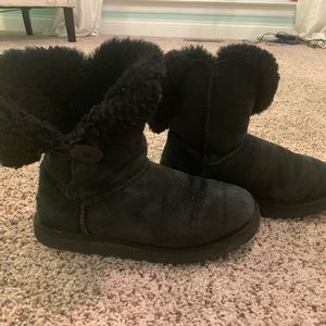 Black Button Bailey Ugg Boots